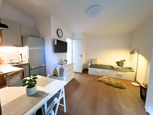 Pronájem bytu 1+kk, Hostivice, Čsl. armády, 18 m2
