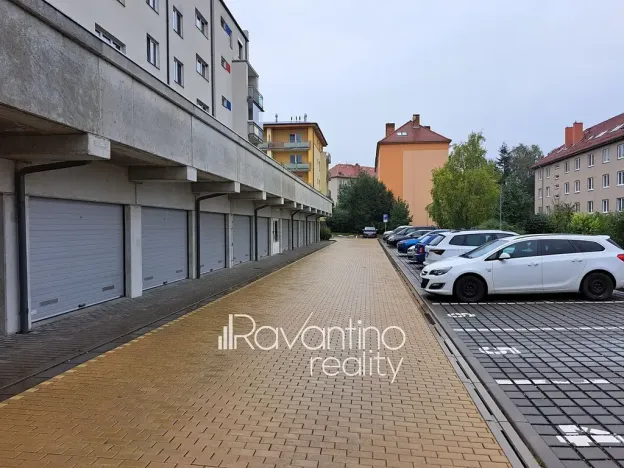 Pronájem garáže, Šlapanice, 22 m2