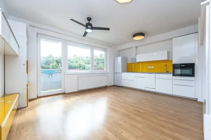 Prodej bytu 2+kk, Praha - Horní Měcholupy, Mantovská, 51 m2