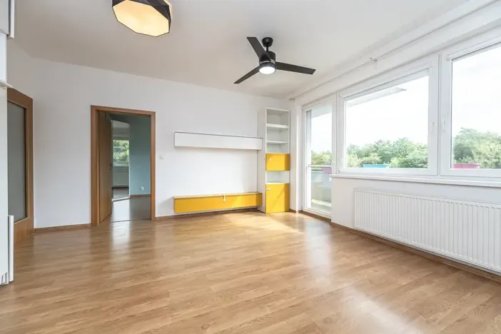Prodej bytu 2+kk, Praha - Horní Měcholupy, Mantovská, 51 m2