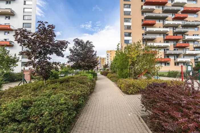 Prodej bytu 2+kk, Praha - Horní Měcholupy, Mantovská, 51 m2