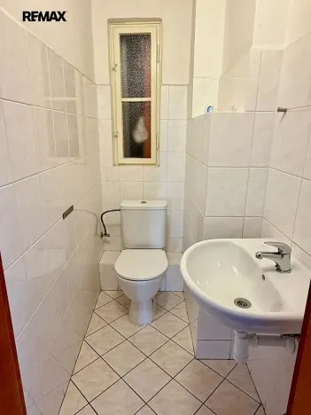 Pronájem kanceláře, Praha - Strašnice, Průběžná, 125 m2