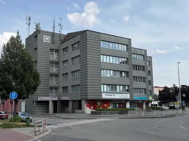 Pronájem kanceláře, Prostějov, Poděbradovo nám., 100 m2