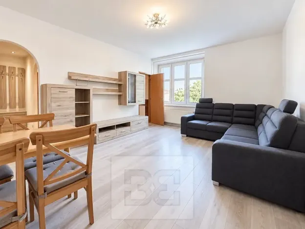 Pronájem bytu 3+1, Praha - Střešovice, Na Malovance, 52 m2