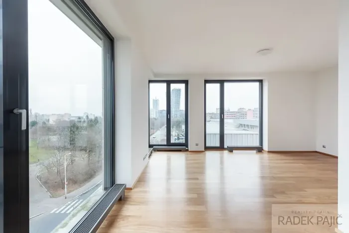 Pronájem bytu 1+kk, Praha - Nusle, K sídlišti, 49 m2