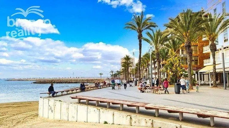 Prodej bytu 4+kk, Torrevieja, Alicante, Španělsko, 102 m2