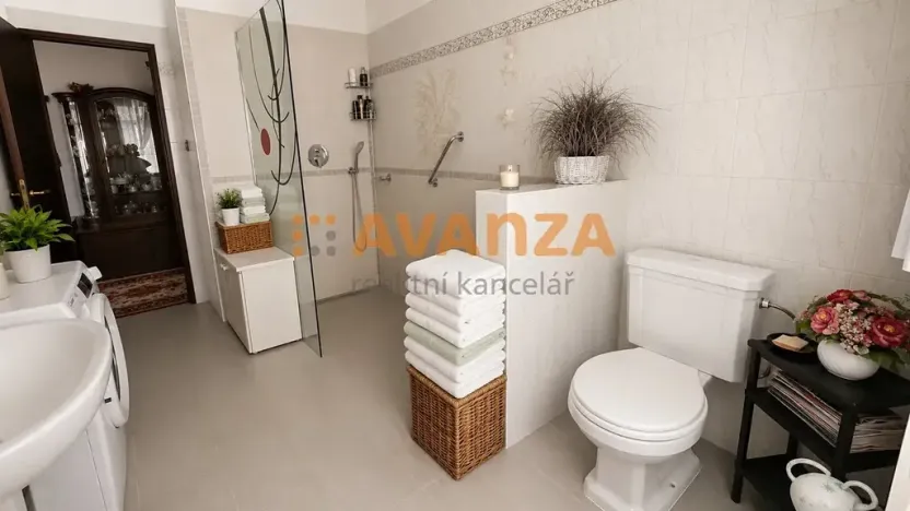 Prodej kanceláře, Děčín, Riegrova, 1200 m2