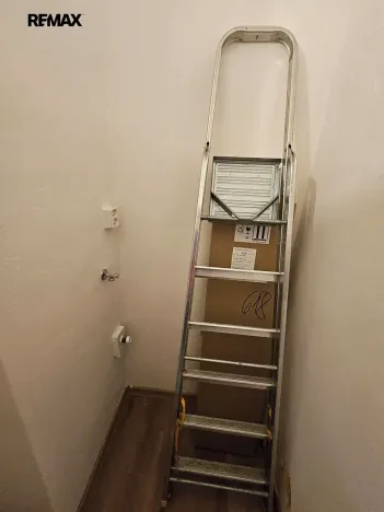 Pronájem bytu 4+1, Praha - Staré Město, Husova, 66 m2
