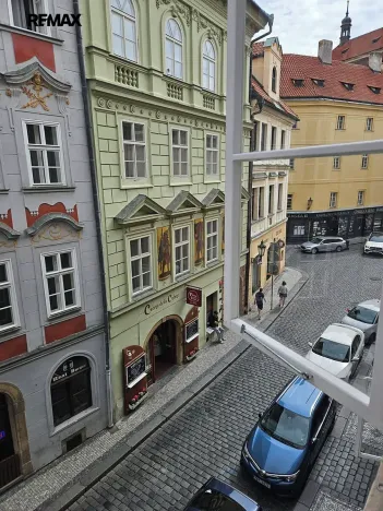 Pronájem bytu 4+1, Praha - Staré Město, Husova, 66 m2