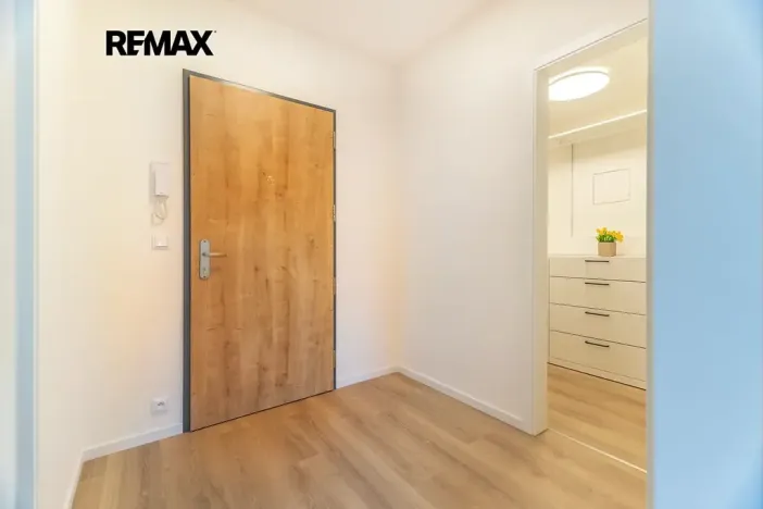 Pronájem bytu 2+kk, Praha - Hlubočepy, Divíškové, 50 m2