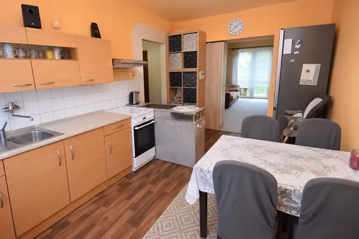Prodej bytu 2+1, Chvaletice, Dukelská, 54 m2