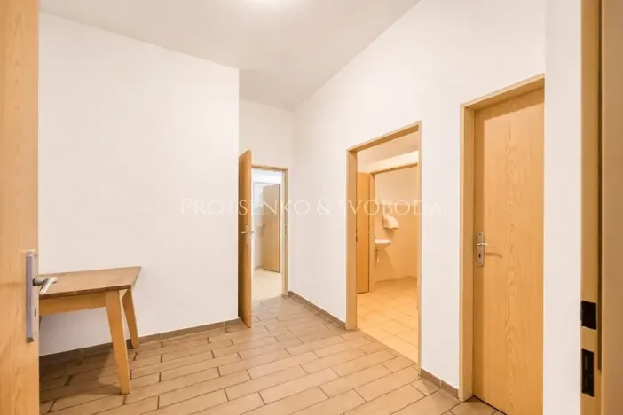 Prodej činžovního domu, Dobšice, Lahoferova, 866 m2