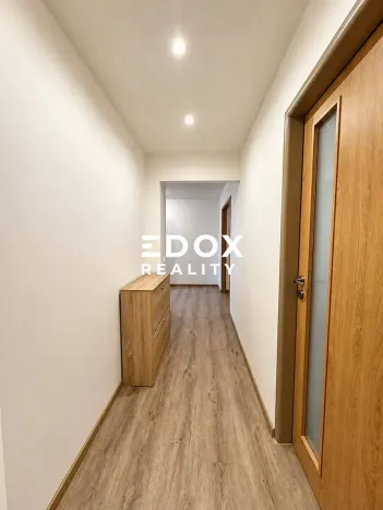 Prodej bytu 2+1, Praha - Běchovice, Do panenek, 56 m2