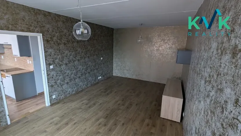 Pronájem bytu 2+1, Karlovy Vary, Školní, 63 m2