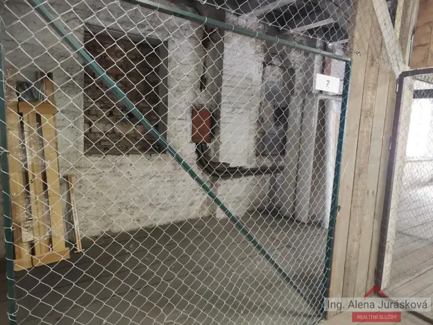 Pronájem skladu, Praha - Sedlec, Kamýcká, 13 m2