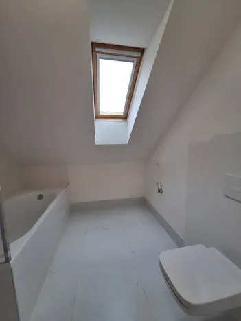 Pronájem bytu 2+kk, Praha - Vysočany, Novovysočanská, 33 m2