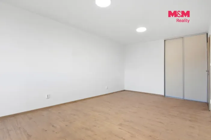 Pronájem bytu 2+kk, Mělník, Kosmonautů, 48 m2