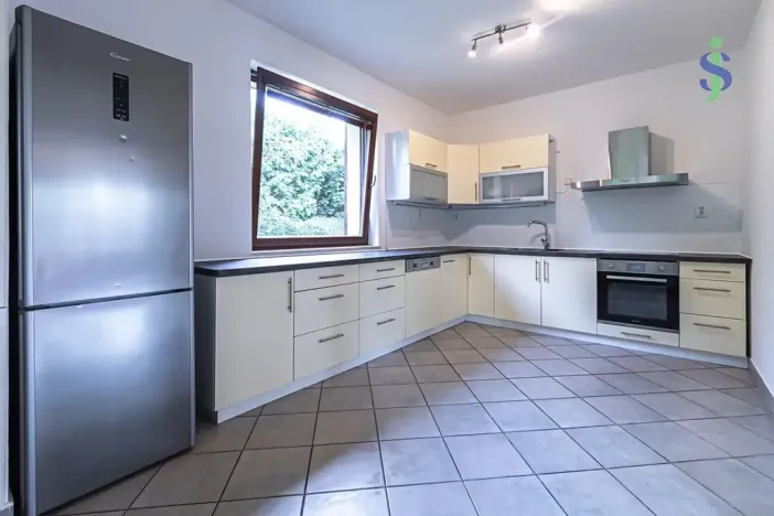 Pronájem rodinného domu, Praha - Kyje, Černičná, 150 m2
