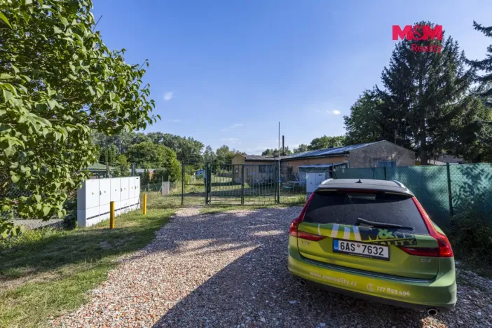 Prodej zahrady, Rybitví, 185 m2