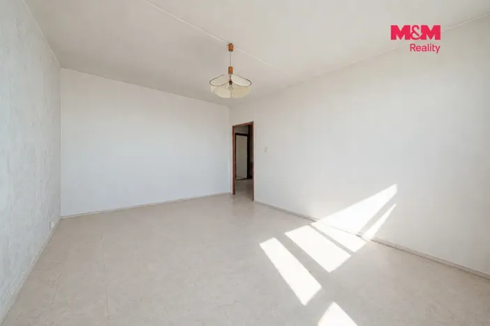 Prodej bytu 3+1, Chodov, Čs. odbojářů, 83 m2