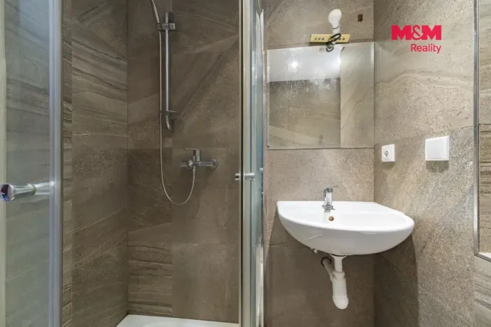 Pronájem bytu 1+kk, Mariánské Lázně - Úšovice, Česká, 20 m2