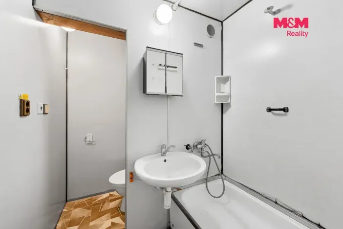 Prodej bytu 2+kk, Ústí nad Labem - Severní Terasa, Šrámkova, 40 m2