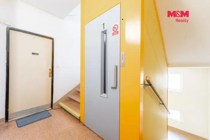 Prodej bytu 2+1, Kladno - Kročehlavy, Polská, 52 m2