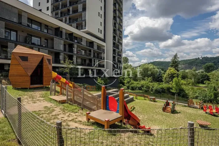 Prodej bytu 5+kk, Praha - Modřany, Mezi vodami, 190 m2