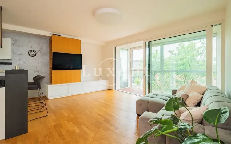 Prodej bytu 2+kk, Praha - Hlubočepy, Výhledová, 74 m2