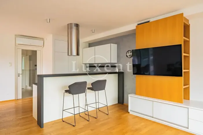 Prodej bytu 2+kk, Praha - Hlubočepy, Výhledová, 74 m2