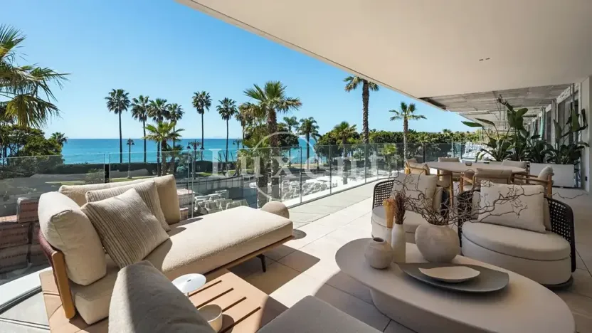 Prodej bytu 4+kk, Estepona, Španělsko, 254 m2