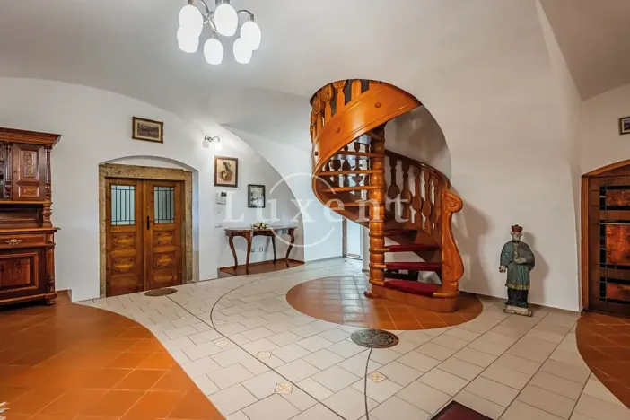 Prodej ubytování, Třebotov, U Tvrze, 2500 m2