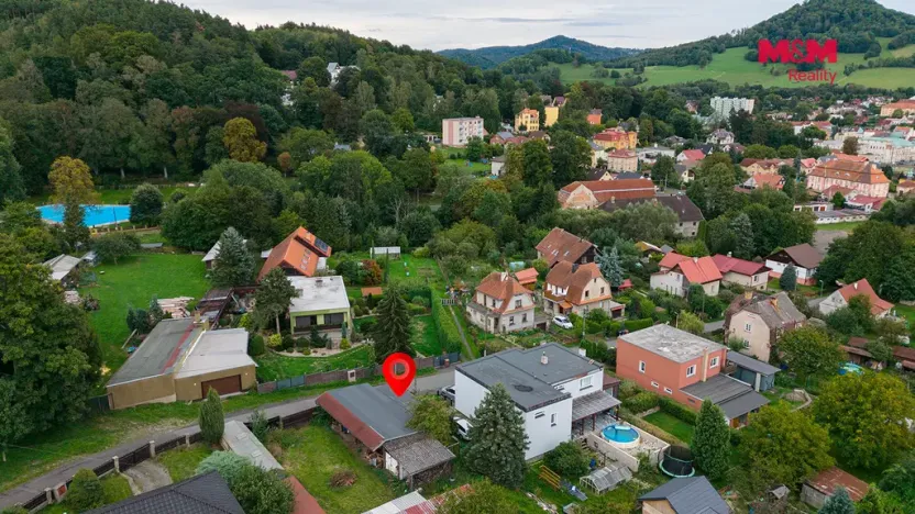 Prodej garáže, Česká Kamenice, 30 m2