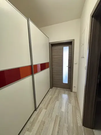 Pronájem bytu 1+kk, Praha - Letňany, Kadečkové, 30 m2