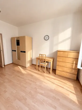 Pronájem bytu 1+kk, Praha - Vršovice, K louži, 32 m2