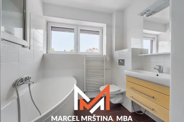 Prodej bytu 3+1, Nové Město nad Metují, U Lípy, 101 m2