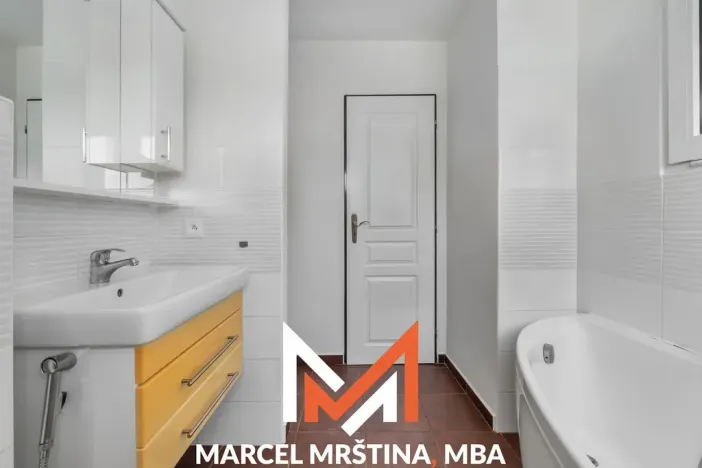 Prodej bytu 3+1, Nové Město nad Metují, U Lípy, 101 m2