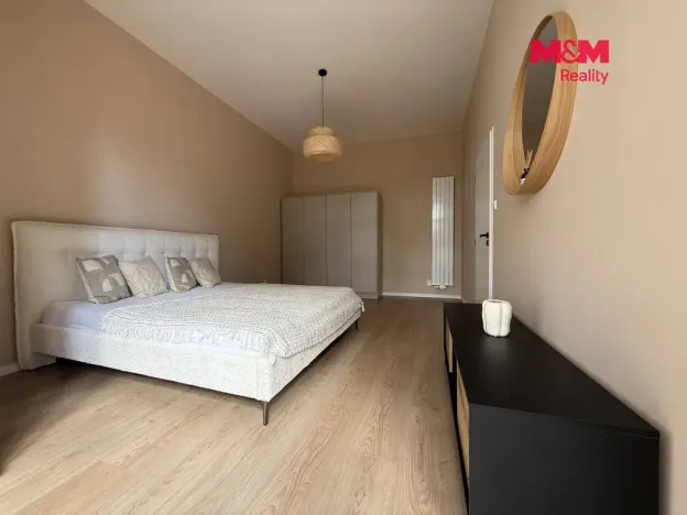 Pronájem bytu 2+kk, Jablonec nad Nisou, Dlouhá, 55 m2