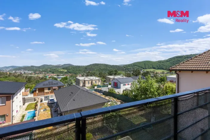 Prodej bytu 4+kk, Králův Dvůr - Levín, Na Lucberku, 141 m2