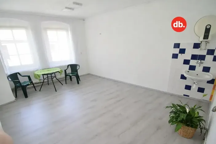 Pronájem bytu 2+kk, Toužim, Farní, 40 m2