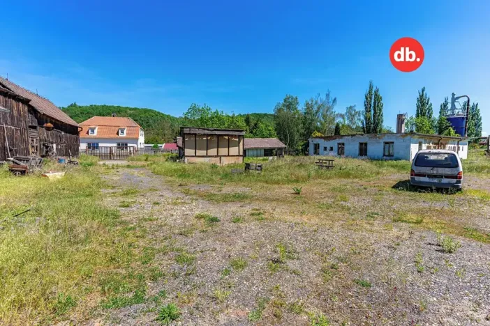 Prodej komerčního pozemku, Kryry, 5. května, 8787 m2