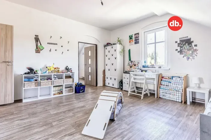 Prodej vícegeneračního domu, Karlovy Vary, K Přehradě, 568 m2