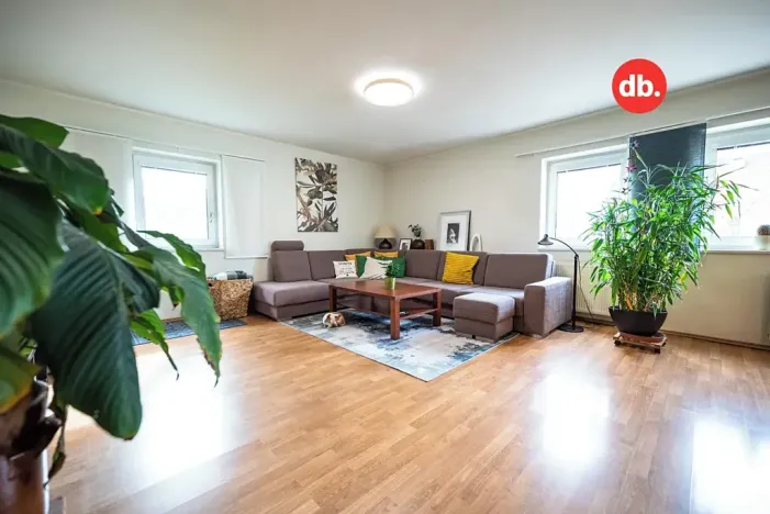 Prodej rodinného domu, Karlovy Vary, Vančurova, 260 m2