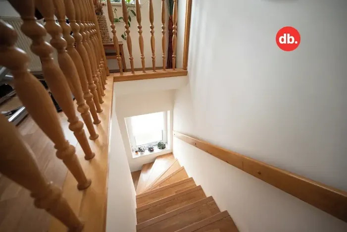 Prodej rodinného domu, Karlovy Vary, Vančurova, 260 m2