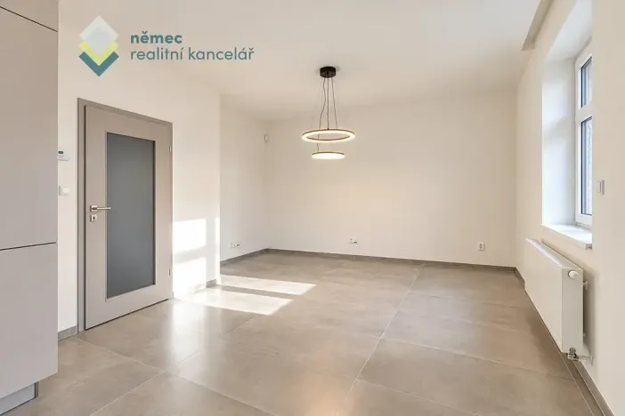 Pronájem bytu 3+kk, Praha - Strašnice, V úžlabině, 77 m2