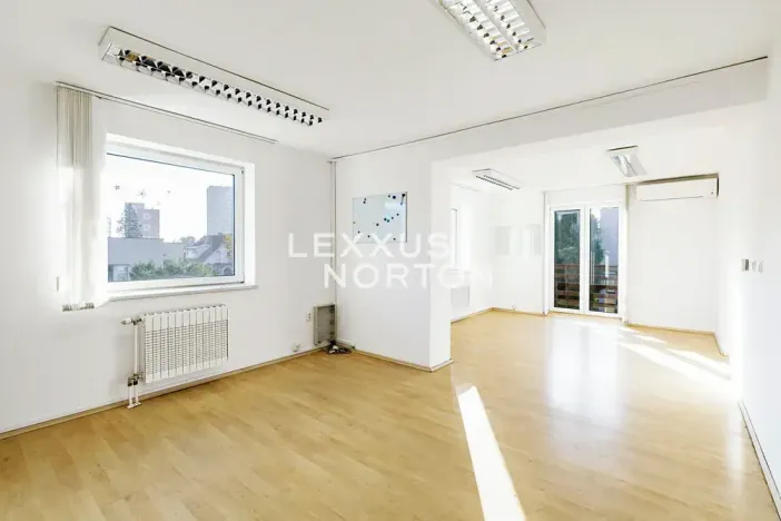 Pronájem rodinného domu, Praha - Lhotka, Slepá II, 273 m2