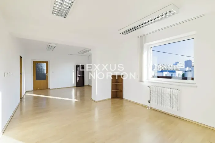 Pronájem rodinného domu, Praha - Lhotka, Slepá II, 273 m2