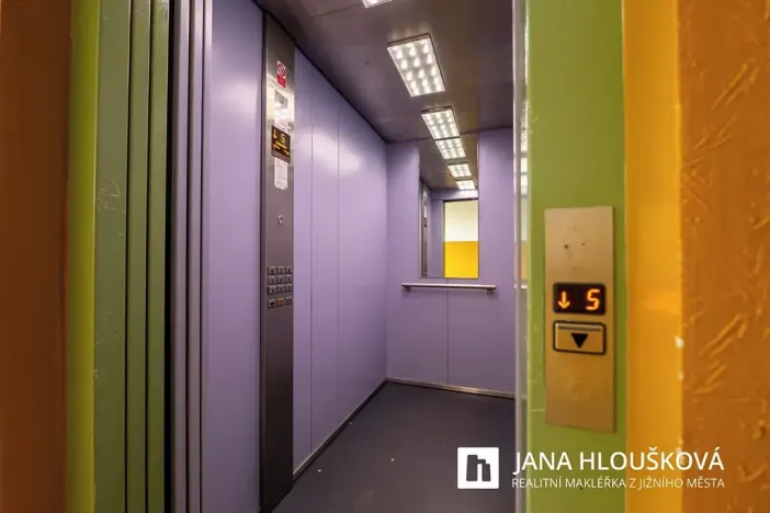 Prodej bytu 3+1, Praha - Chodov, Jažlovická, 73 m2