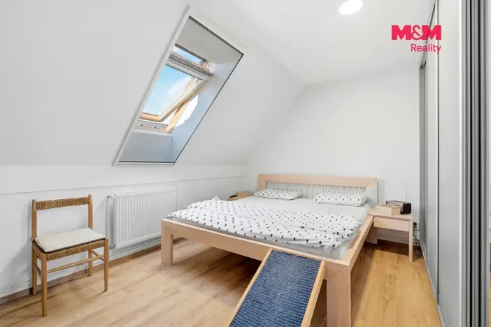 Prodej bytu 3+1, Nehvizdy, Gabčíkova, 67 m2