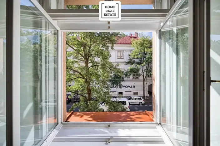 Pronájem bytu 2+kk, Praha - Vinohrady, Korunní, 79 m2